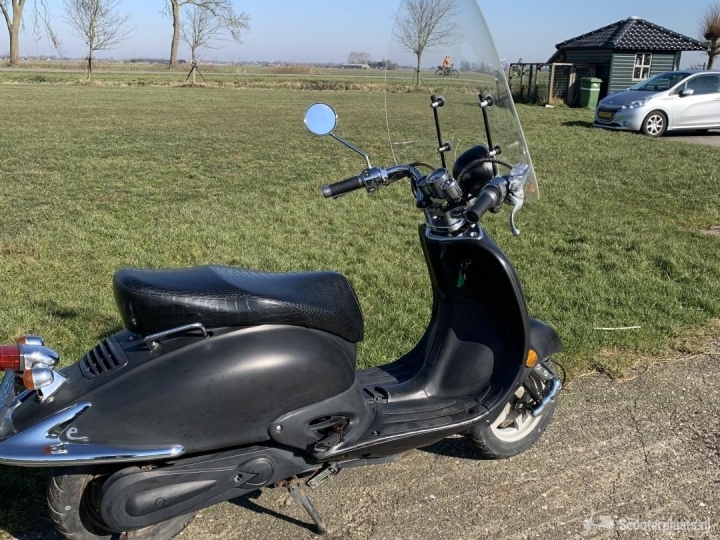 Ebretti 518 E-scooter matzwart